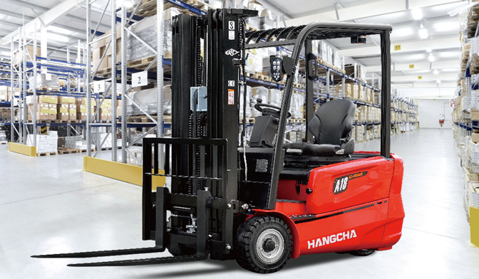 叉車蓄電池正確加水方式，你做對了嗎？